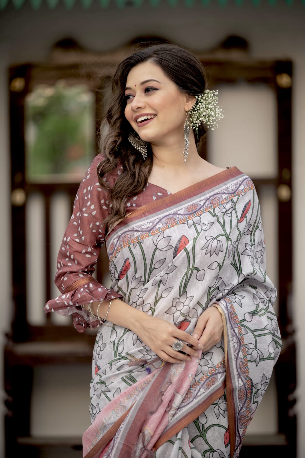 Pure Linen Pichwai Printed Body Pallu Zari Border Saree