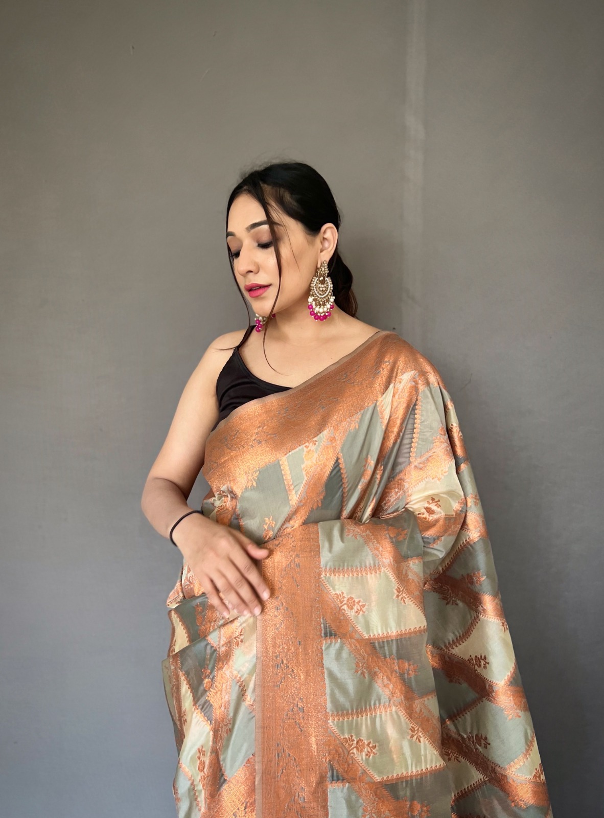 Pure Tissue Silk Zari Weaved Body Rich Pallu Saree