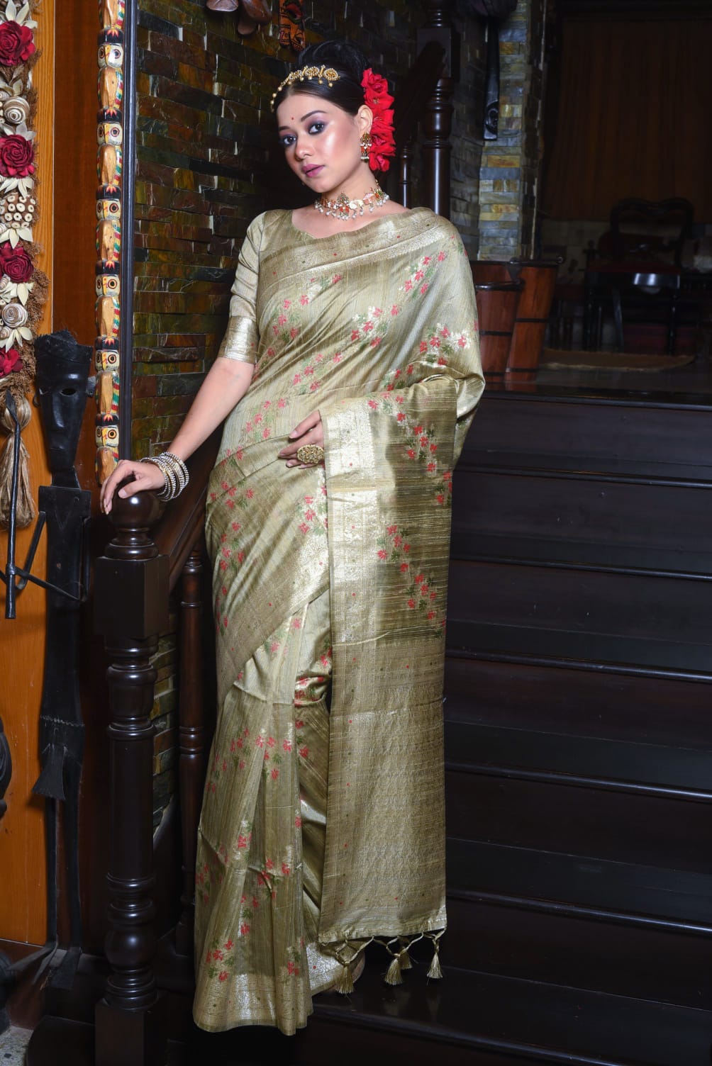 Pure Tussar Jamdani Silk Zari Weaved Border Sarees