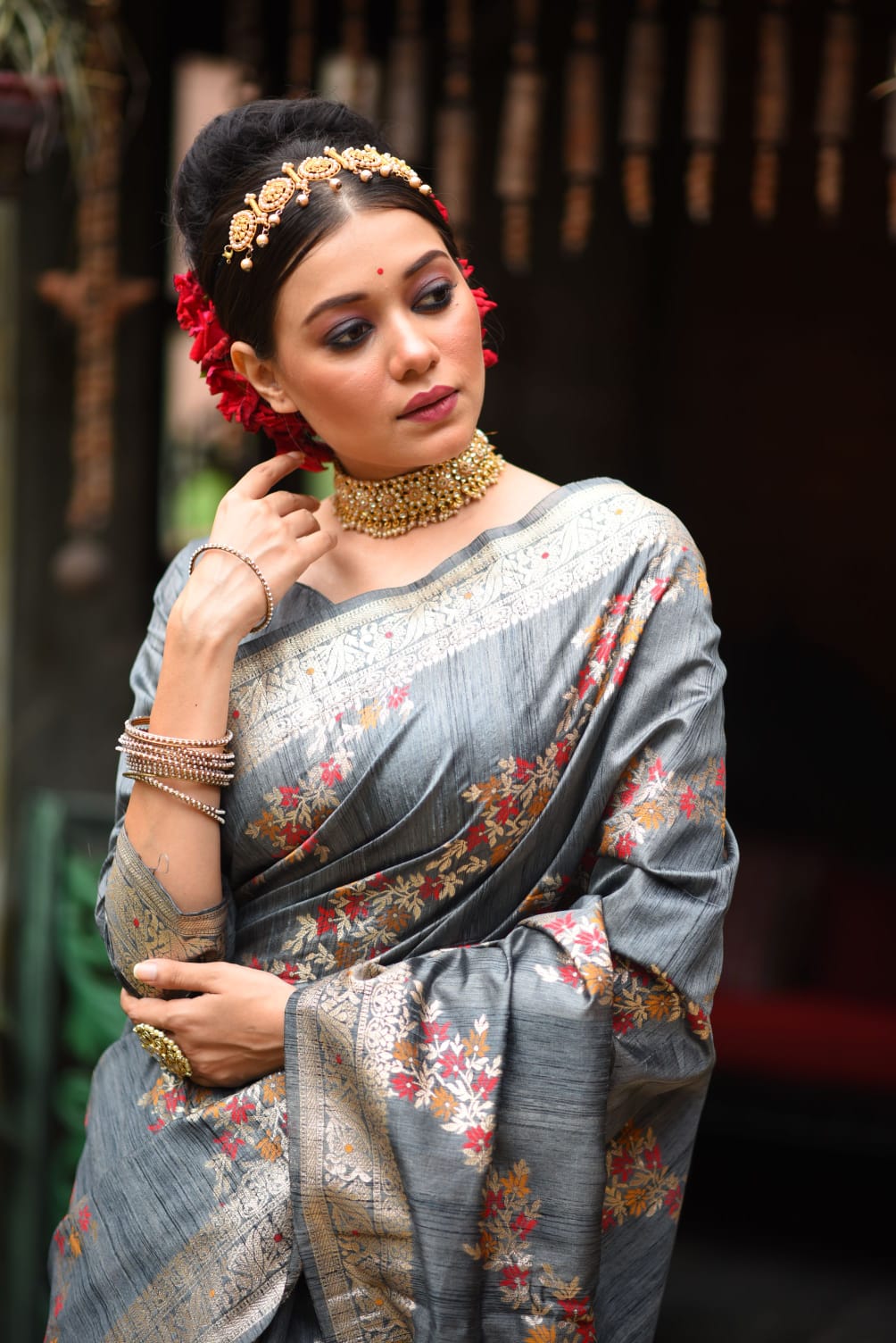 Pure Tussar Jamdani Silk Zari Weaved Border Sarees