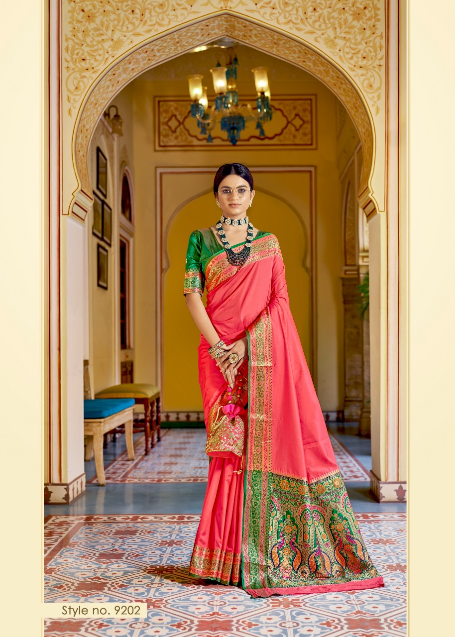 Pure Banarasi Plain Silk With Rich Designer Zari Weaved Pallu And Border Saree