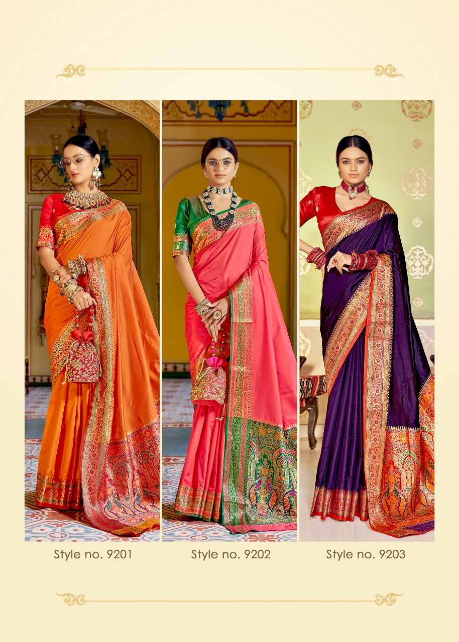 Pure Banarasi Plain Silk With Rich Designer Zari Weaved Pallu And Border Saree