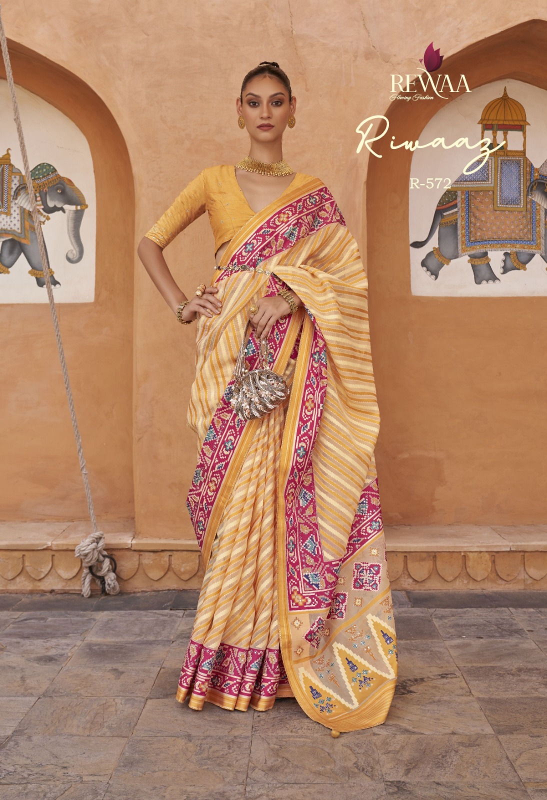 Pure Tissue Silk Beautiful Designer Pallu And Border With Patola Saree