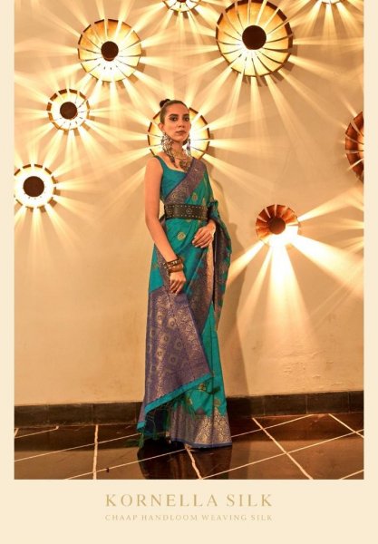 Image of Pure Banarasi Chaap Handloom Silk All Over Zari Weaved Rich Pallu Saree