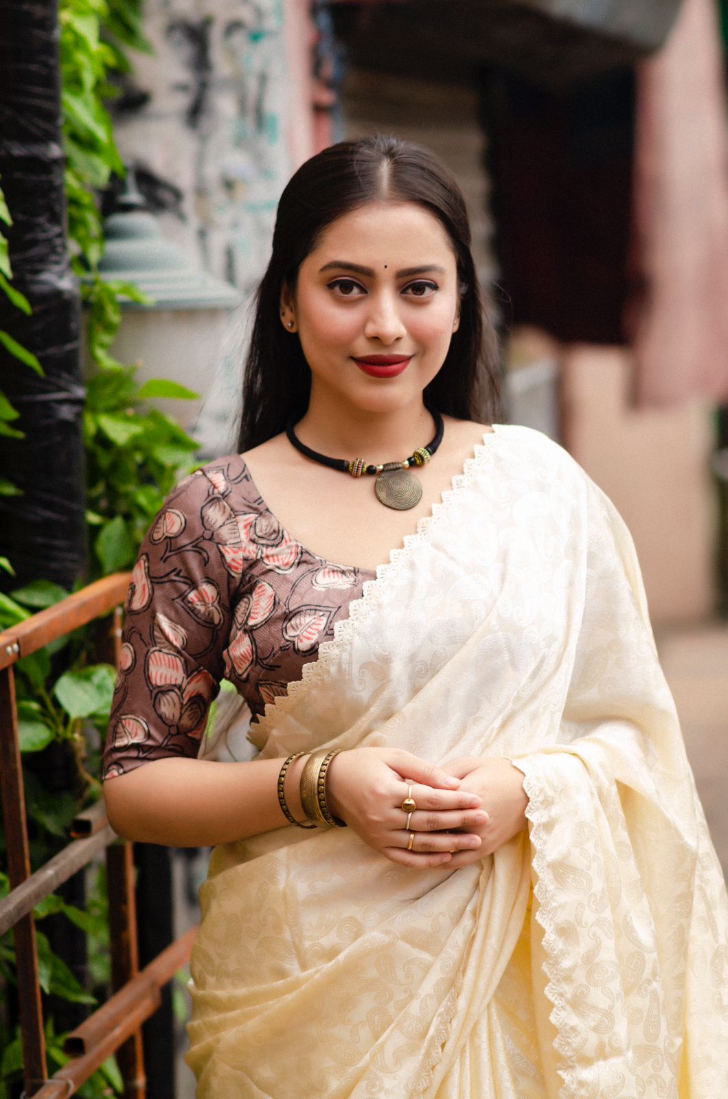 Soft Crepe Silk All Over Mango Woven Design With Cut Work Border Saree