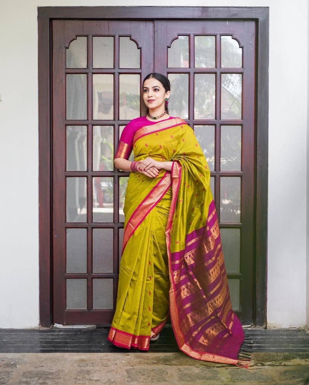 Banarasi Silk Resham Weaved Boota All Over With Zari Stripes Pallu Border Saree