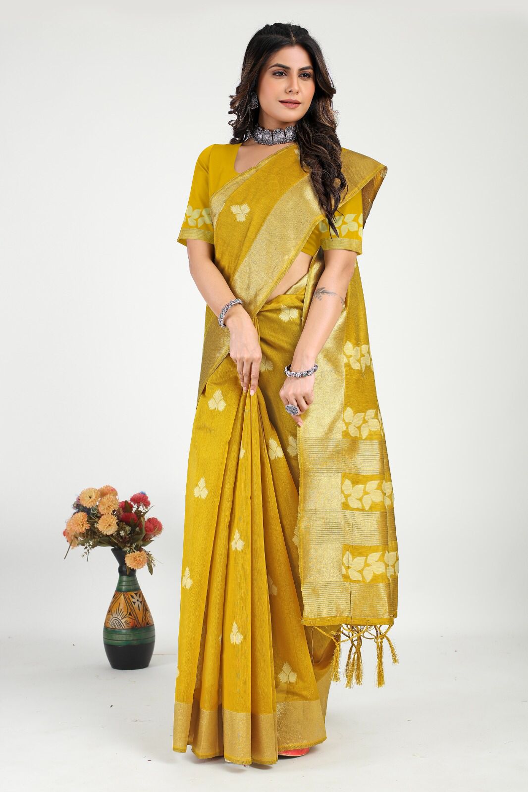 Pure Linen Silk Zari Meenakari Weaved With Tassels On Pallu Saree