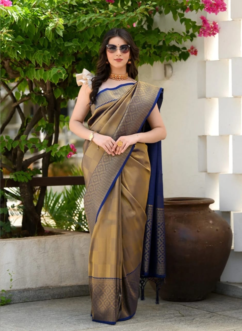 Handloom Weaving Kanjivaram Silk Rich Zari Woven Pallu And Border Saree