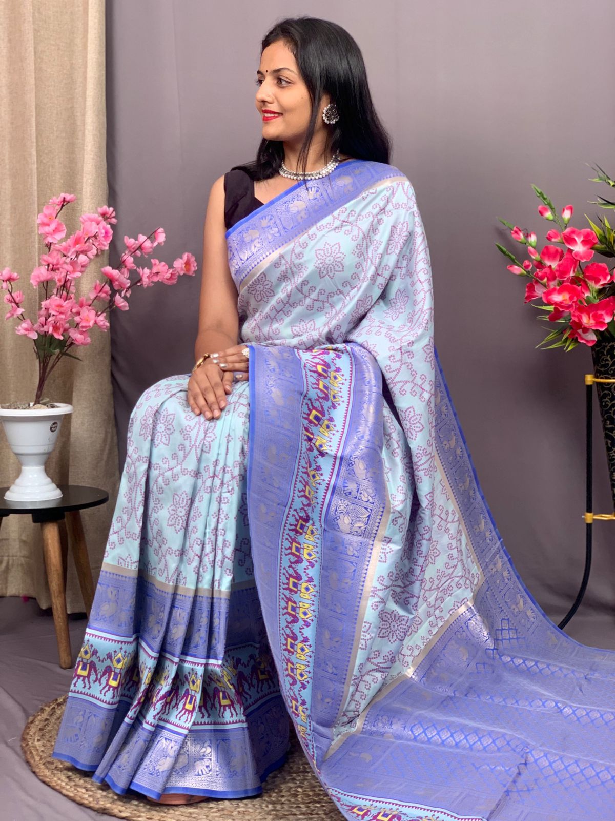 Pure Banarasi Patola Silk Rich Zari And Meenakari Weaved Body Pallu Saree