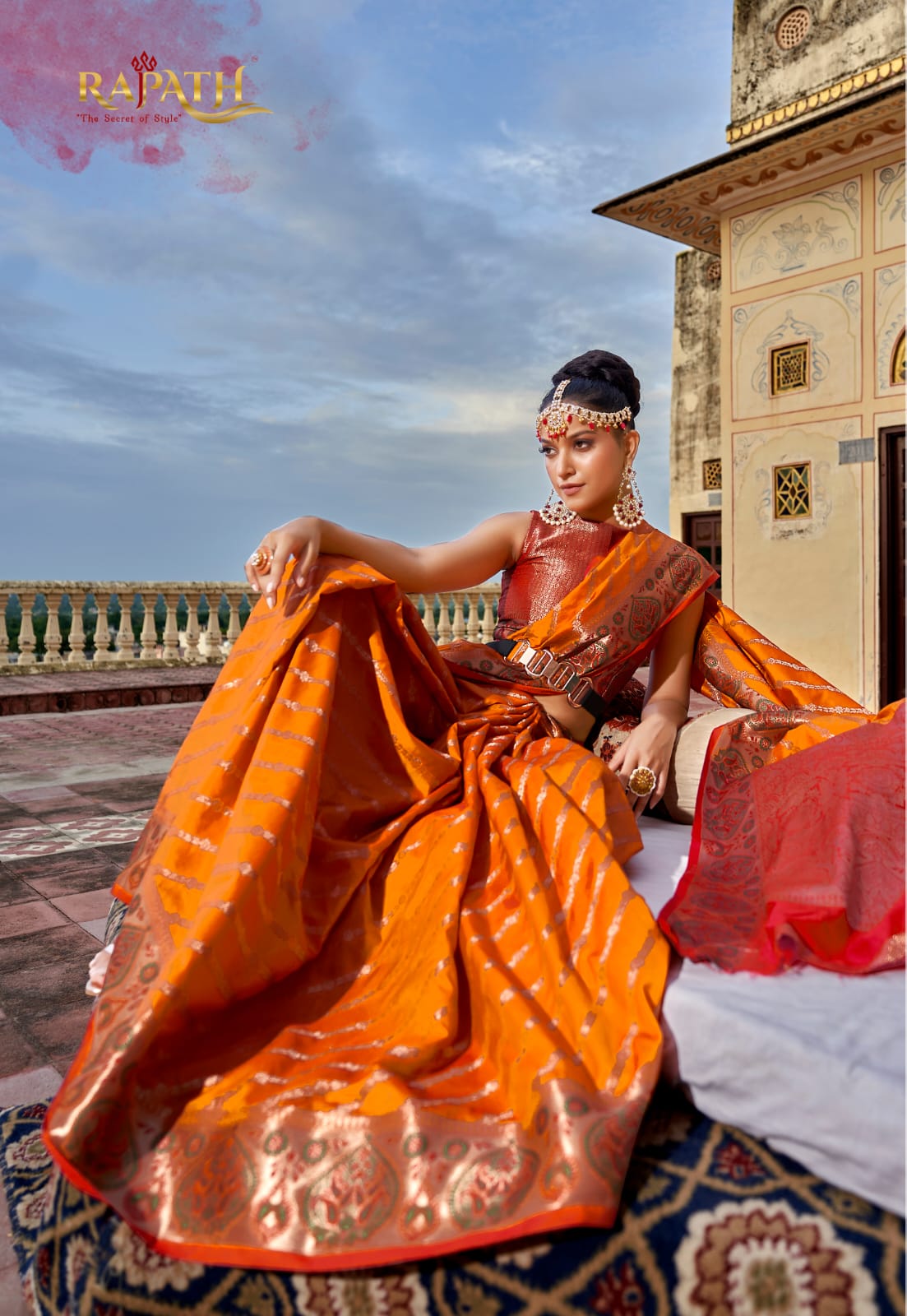 Pure Banarasi Silk Patola All Over Lehariya Zari Weaved Body Rich Pallu Saree