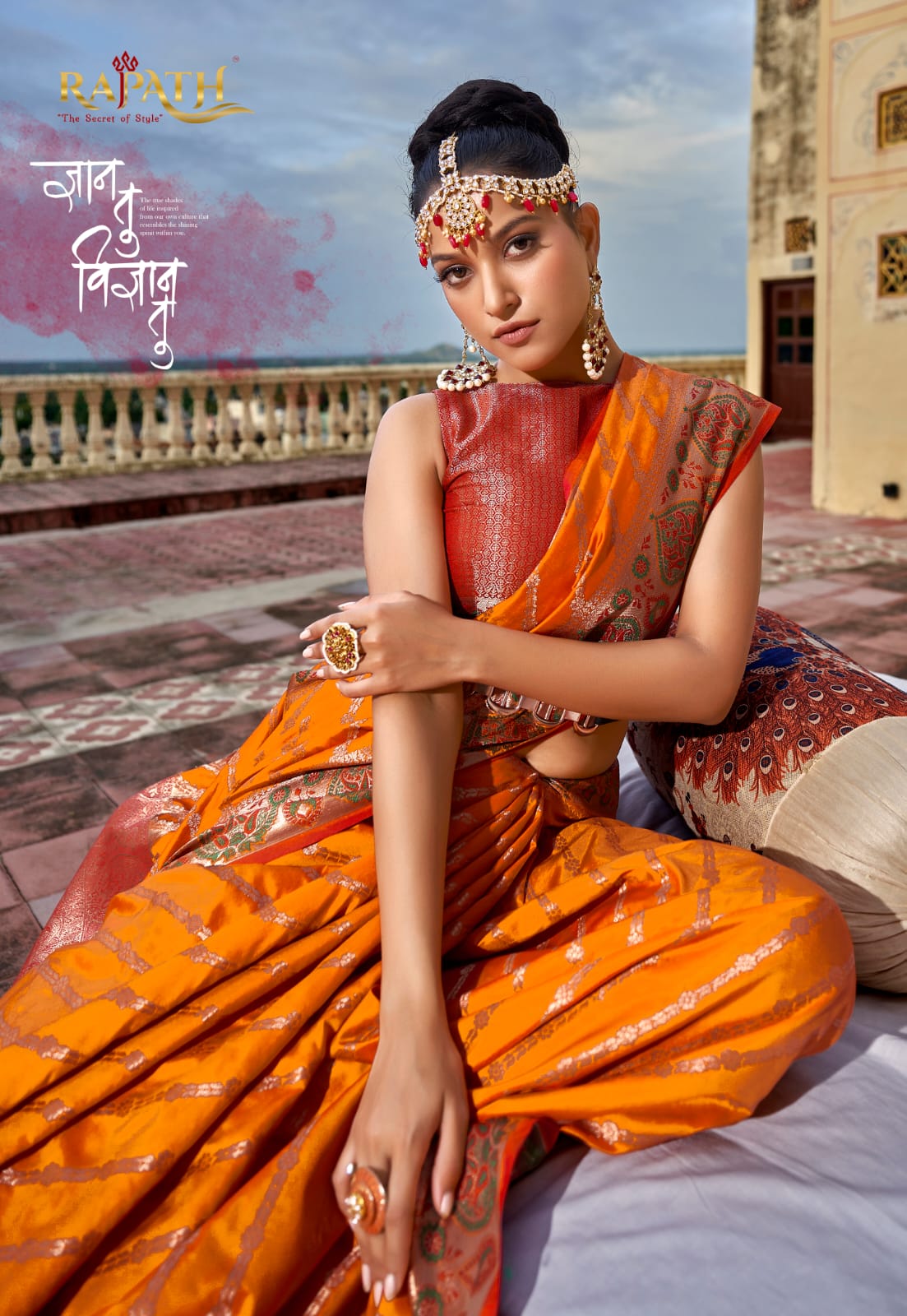 Pure Banarasi Silk Patola All Over Lehariya Zari Weaved Body Rich Pallu Saree