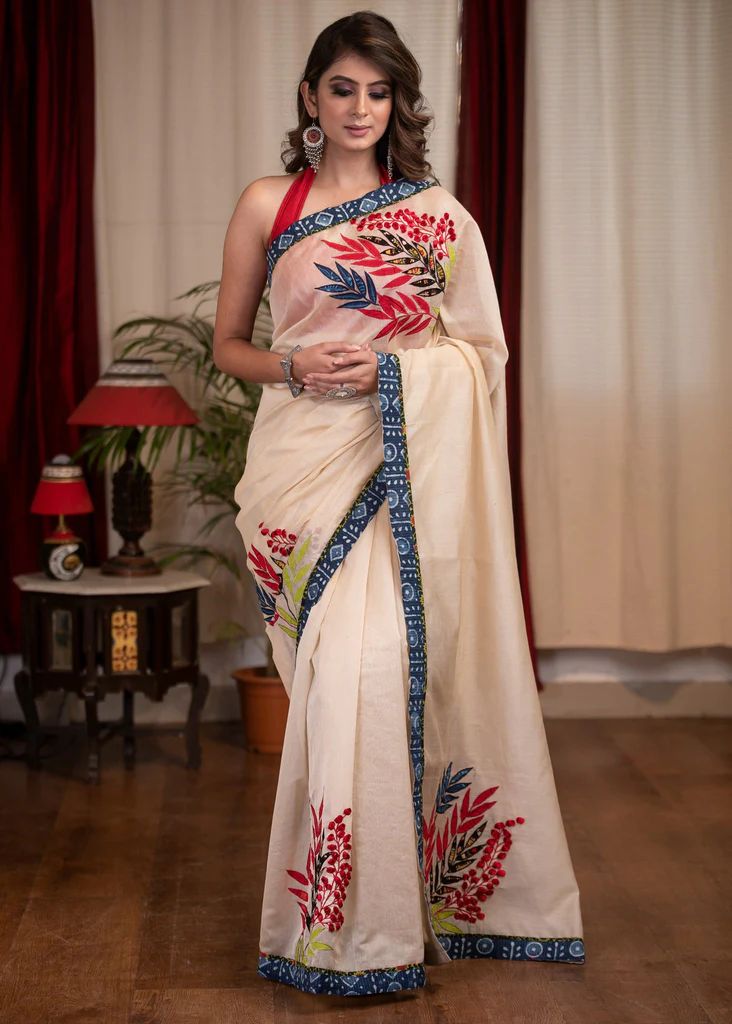 Off White Modal Silk All Over Digital Printed With Unstitched Blouse Saree