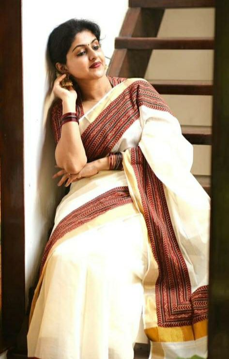 Pure Cotton Off White With Gold Zari Weaved And Printed Border Saree