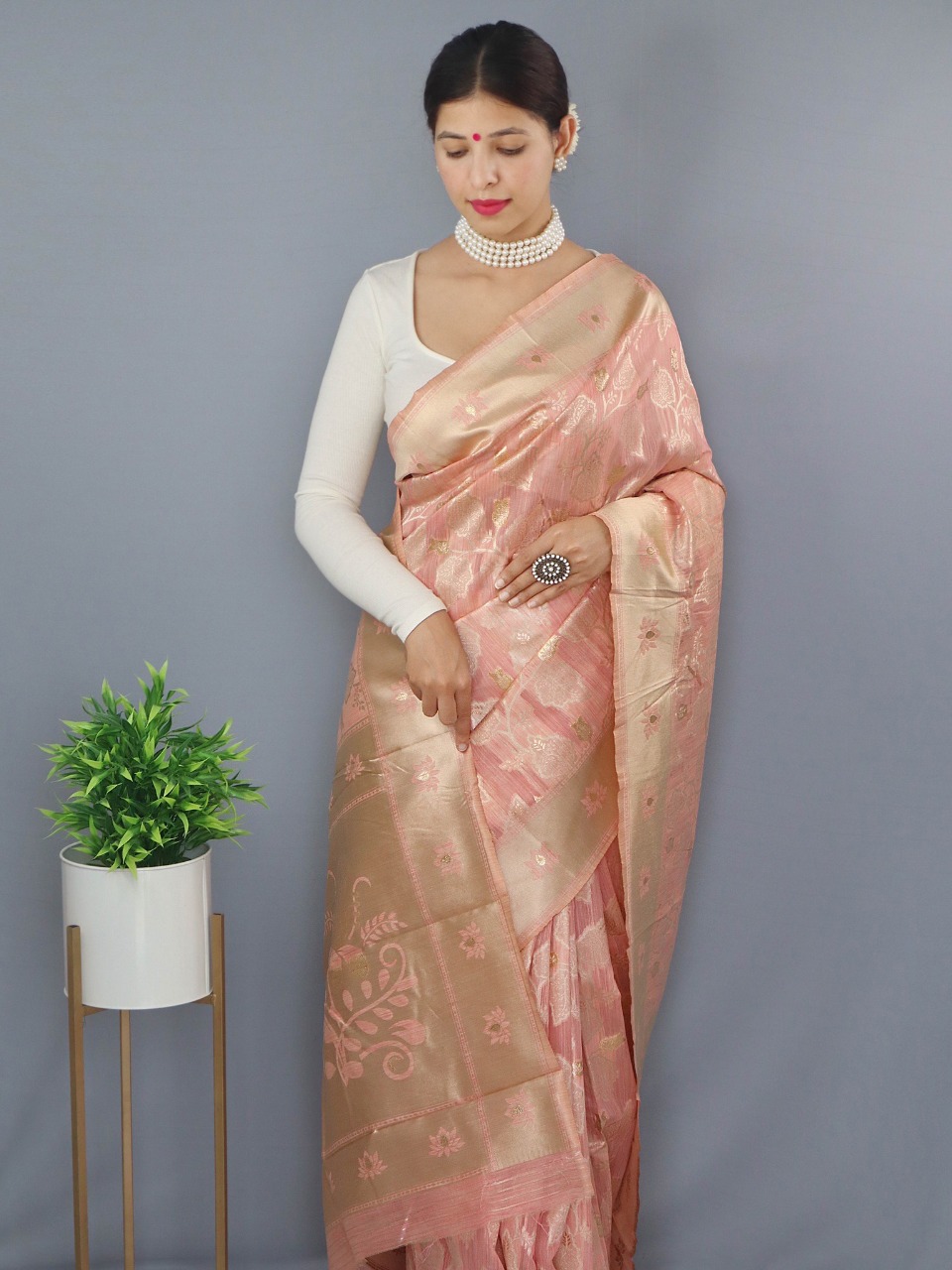 Pure Linen All Over Gold Zari And Resham Weaved Rich Pallu Weaving Sarees