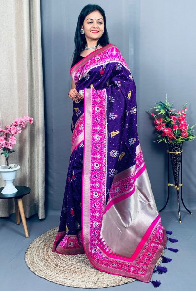 Image of Pure Banarasi Patola Silk Rich Zari And Meenakari Weaved With Brocade Blouse Saree