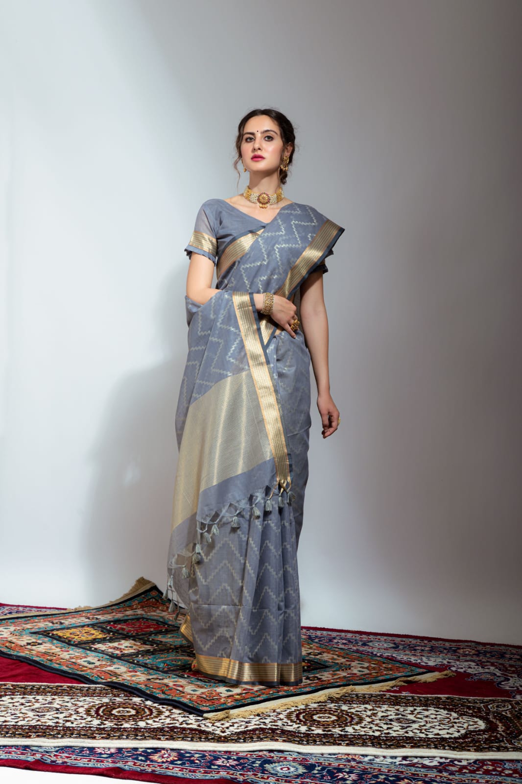 Pure Linen Silk Zari Woven Lehariya Pattern With Plain Zari Pallu And Border Saree