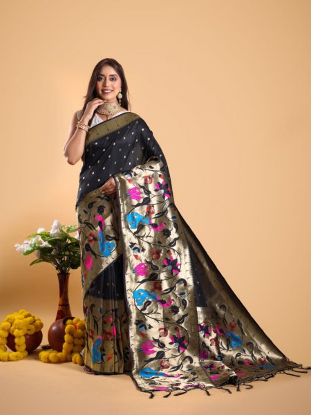 Image of Pure Kanjivaram Silk Rich Zari Weaved Body Rich Pallu Wide Border Saree