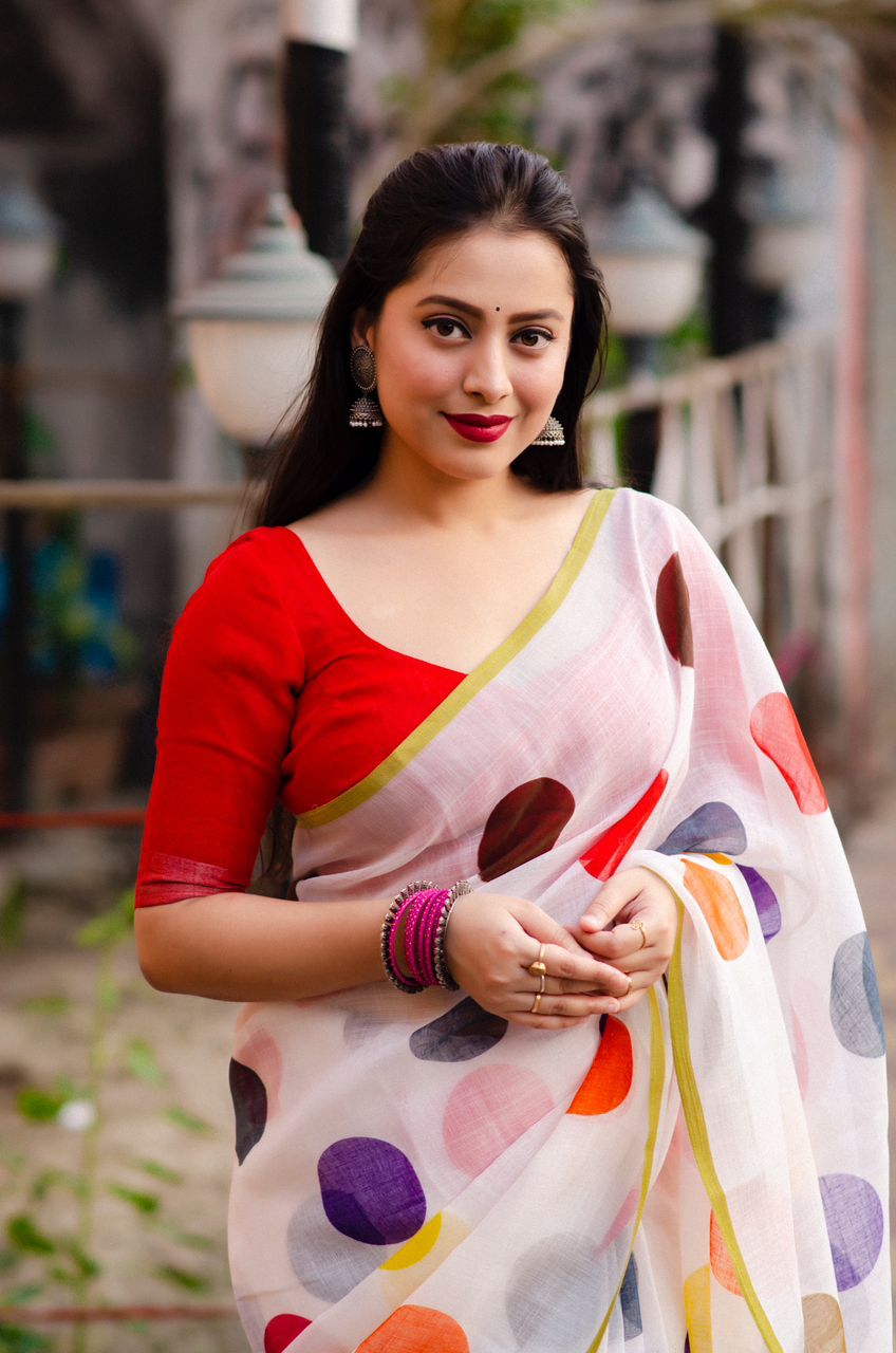 Pure Linen Multi Color Polka Dot Digital Printed With Wooden Tassels Pallu Saree