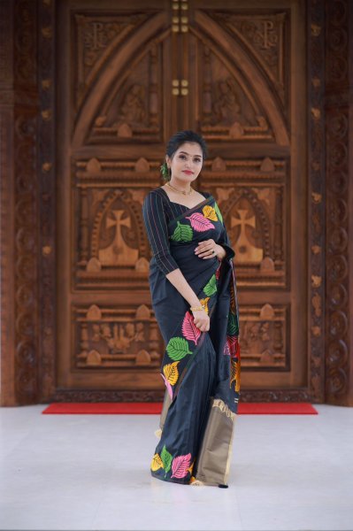 Image of Pure Banarasi Silk All Over Multicolor Leaf Weaved With Rich Zari Palli Weaved Saree