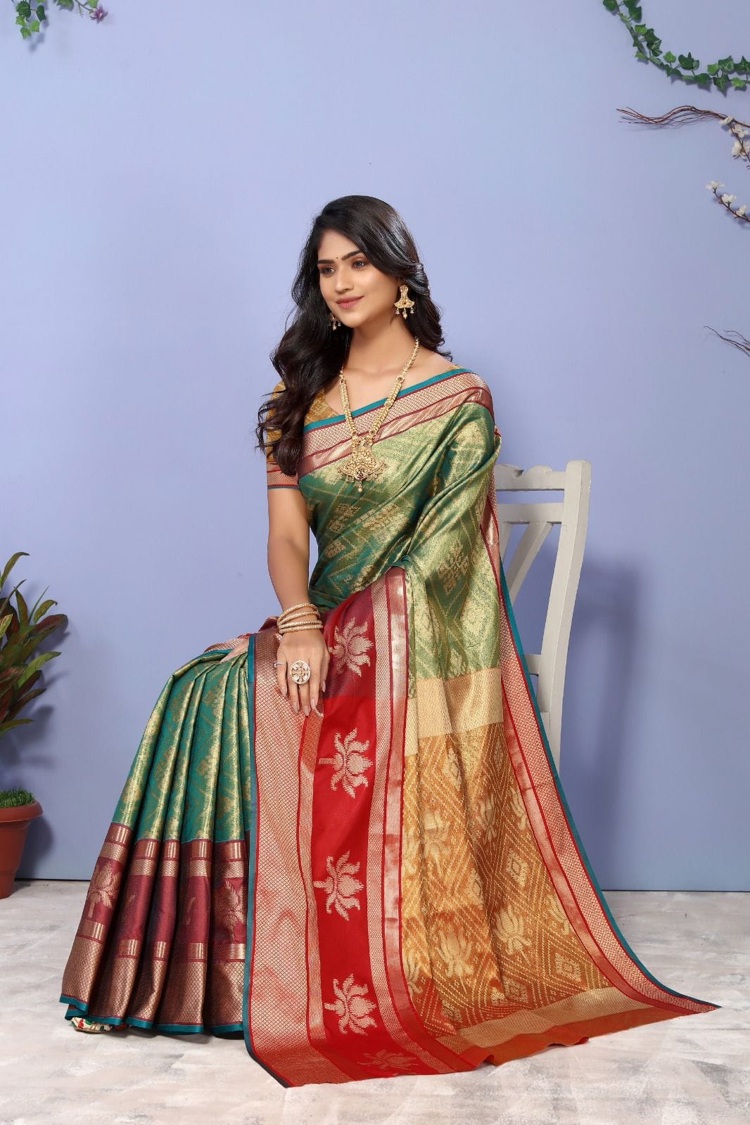 Banarasi Silk Jacquard Self Weaved With Contrast Pallu And Border Saree