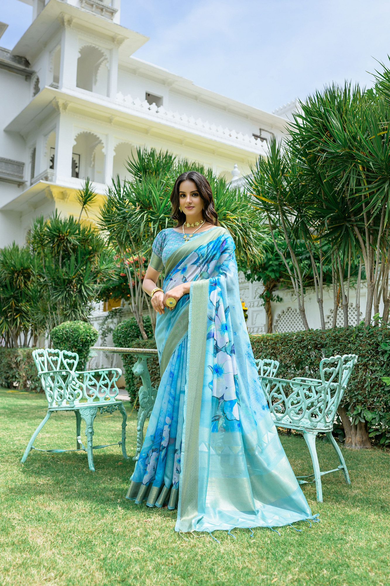 Sky Blue Pure Linen Cotton Floral Digital Printed Body Rich Zari Weaved Pallu Saree