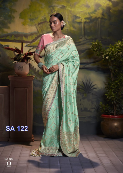 Image of C-Green Pure Dola Silk Lehariya Zari Weaved And Zari Border Embroidered Blouse Piece Saree