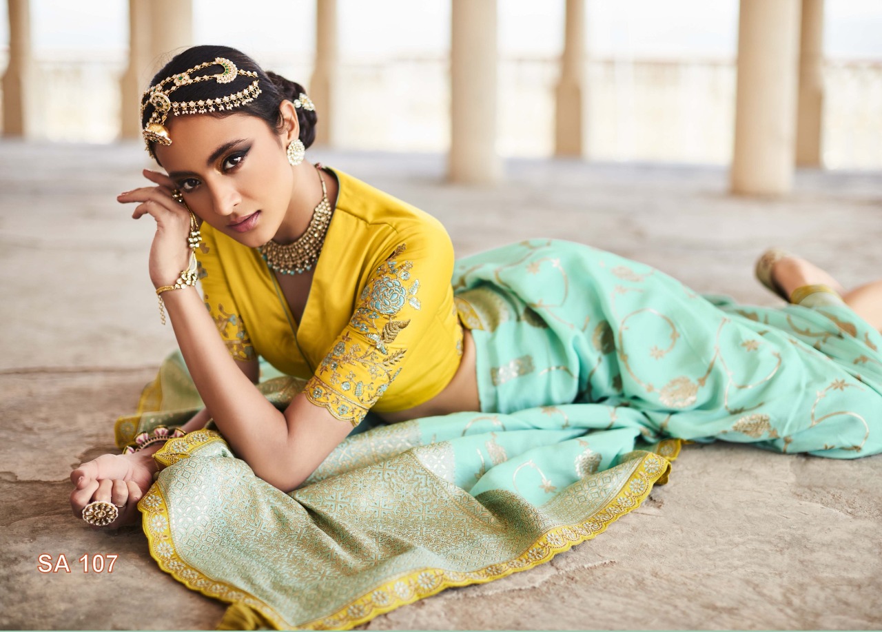 C-Green Pure Dola Silk Floral Zari Weaved Body Rich Pallu Embroidered Blouse Piece Saree