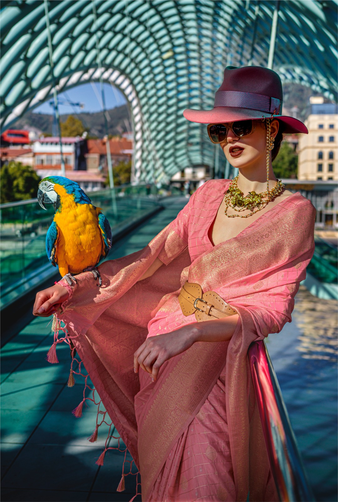 Pink Pure Handloom Banarasi Silk Rich Zari Weaved Saree