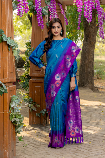Image of Teal Banarasi Silk Zari Weaved Rich Pallu Saree