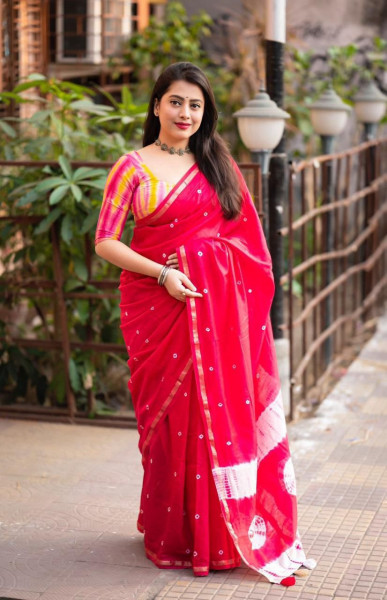Image of Red Pure Cotton Bandhej Shibori Printed Saree