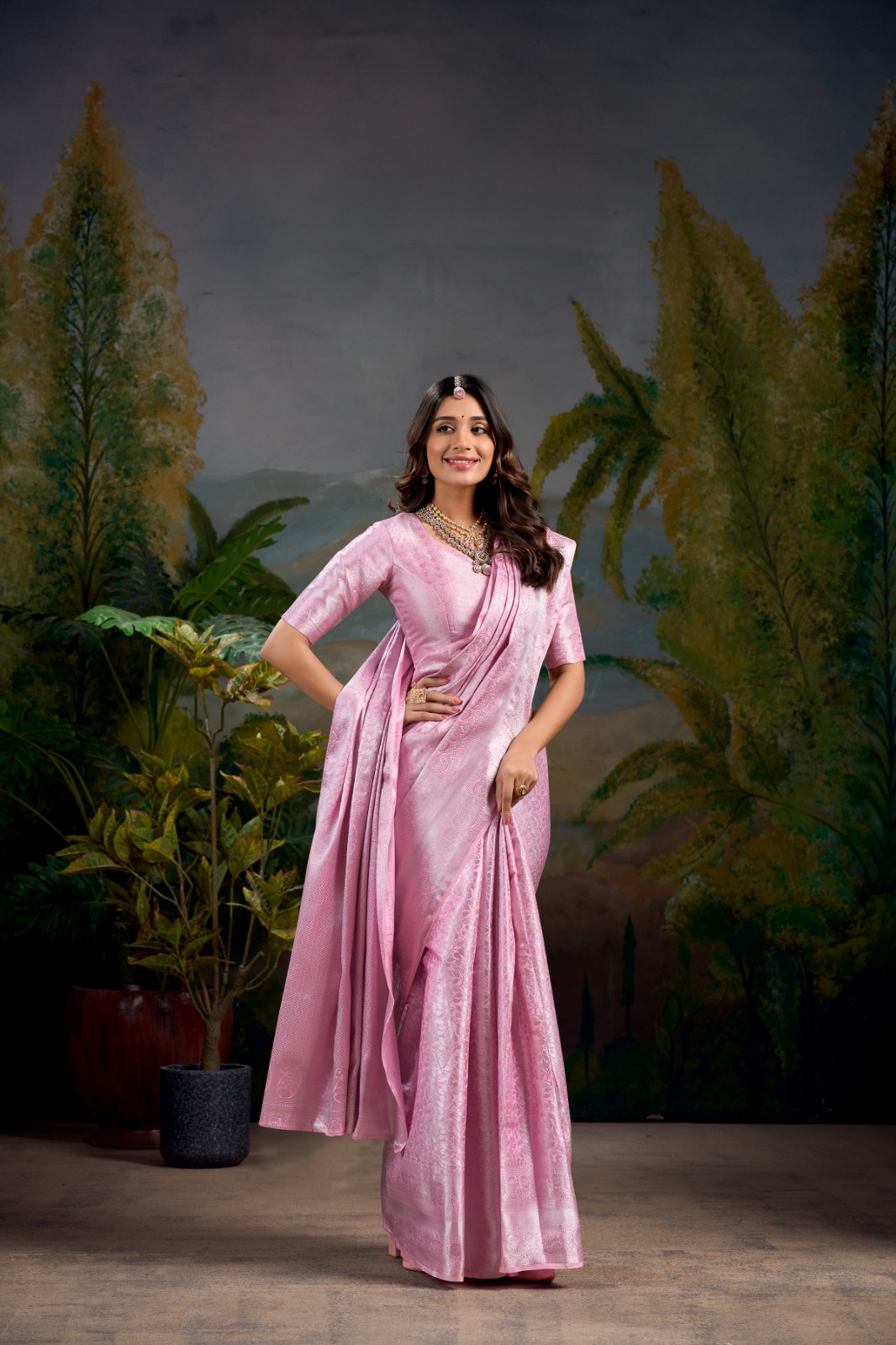 Pink Pure Banarasi Silk All Over Rich Floral Zari Weaved Saree