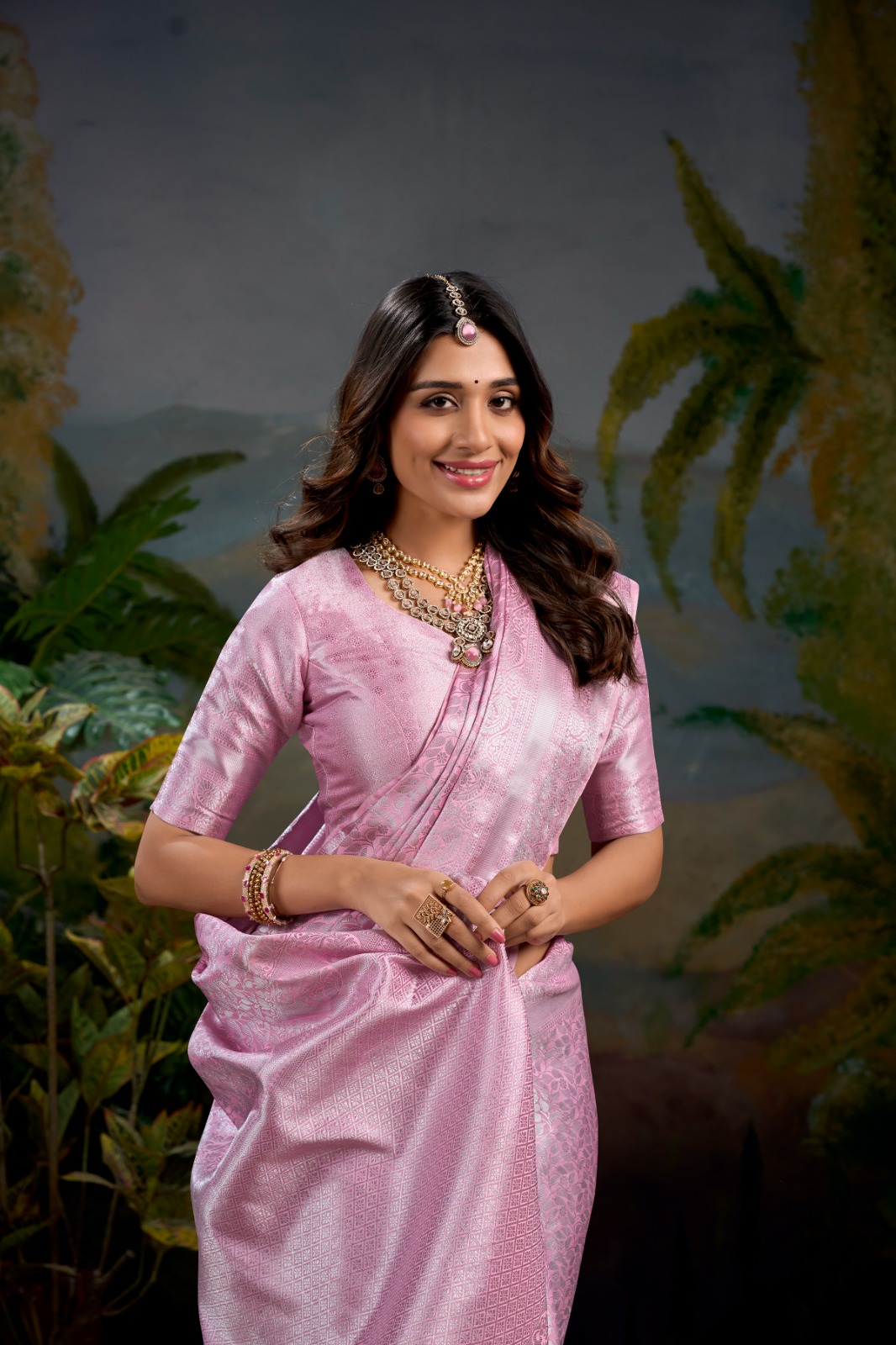 Pink Pure Banarasi Silk All Over Rich Floral Zari Weaved Saree