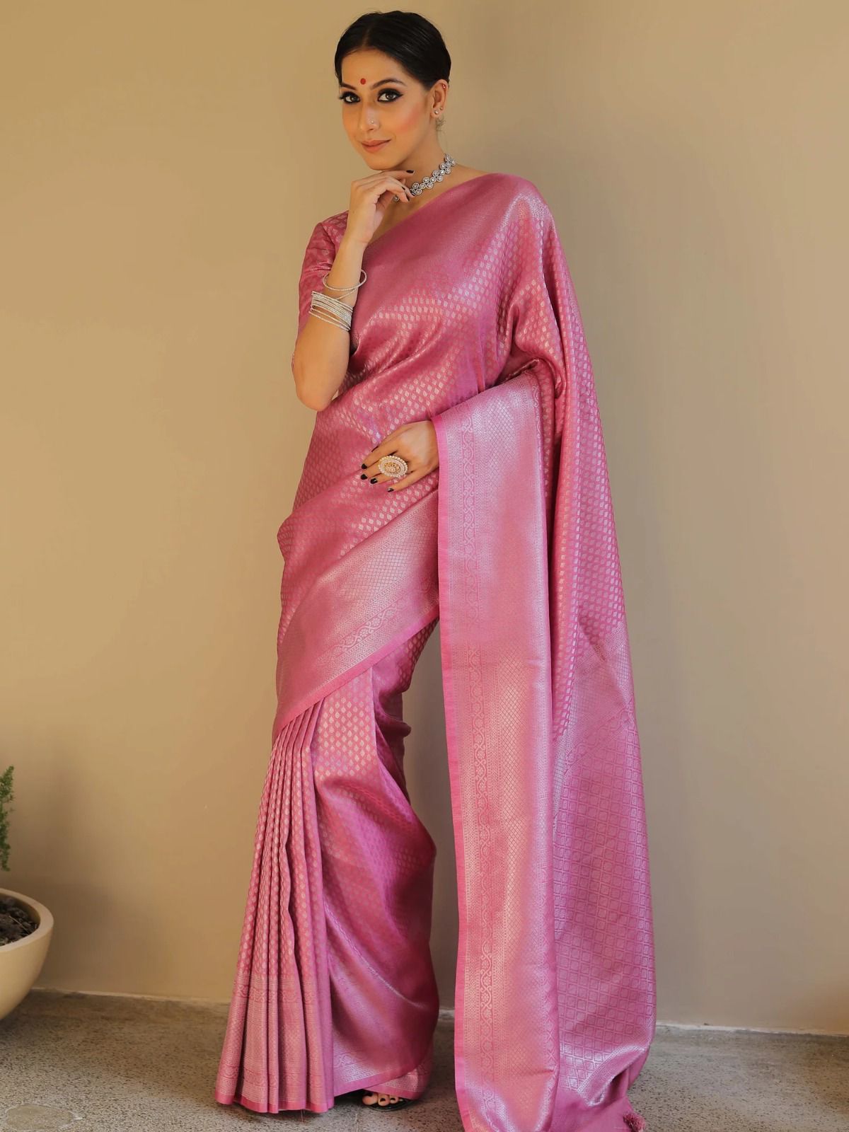 Pink Banarasi Silk Rich Zari Weaved Body Pallu Saree