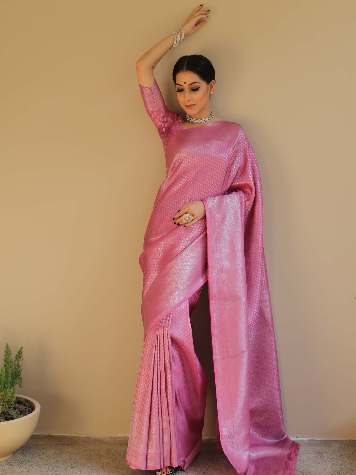 Pink Banarasi Silk Rich Zari Weaved Body Pallu Saree
