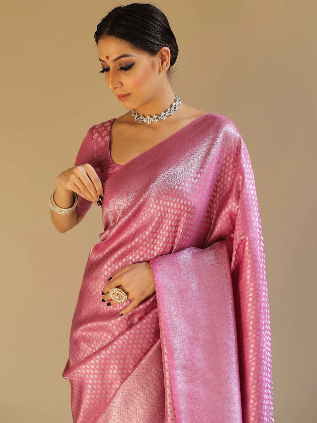 Pink Banarasi Silk Rich Zari Weaved Body Pallu Saree