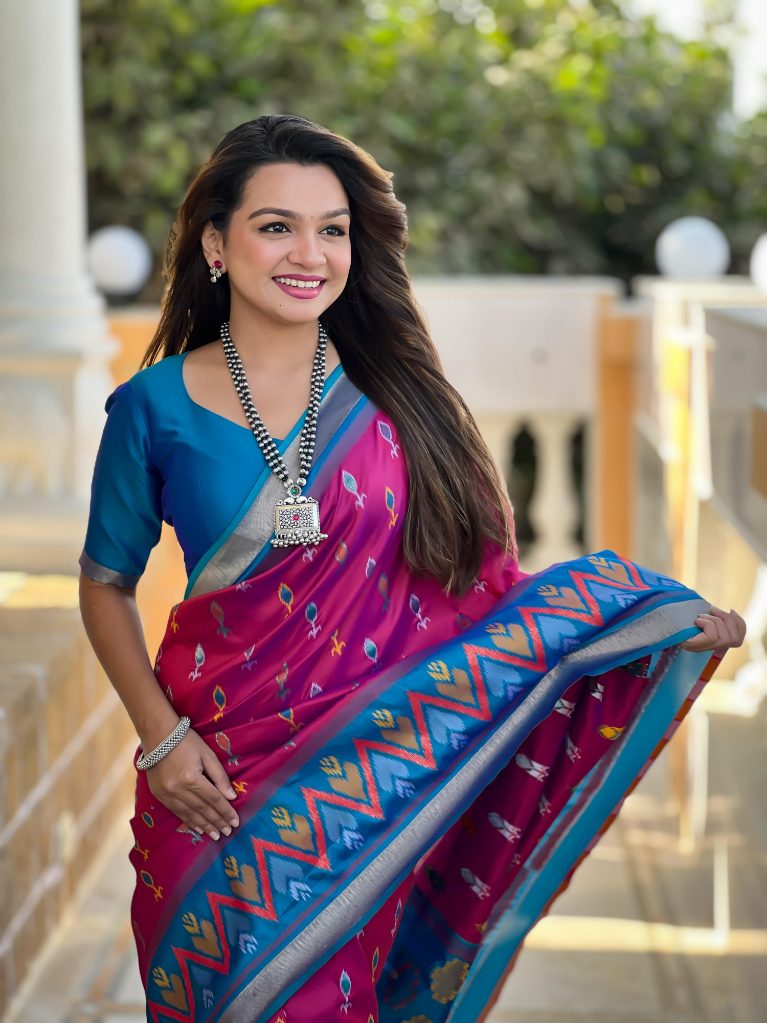 Purple Soft Silk Ikkat And Patola Concept Weaved Contrast Pallu Saree