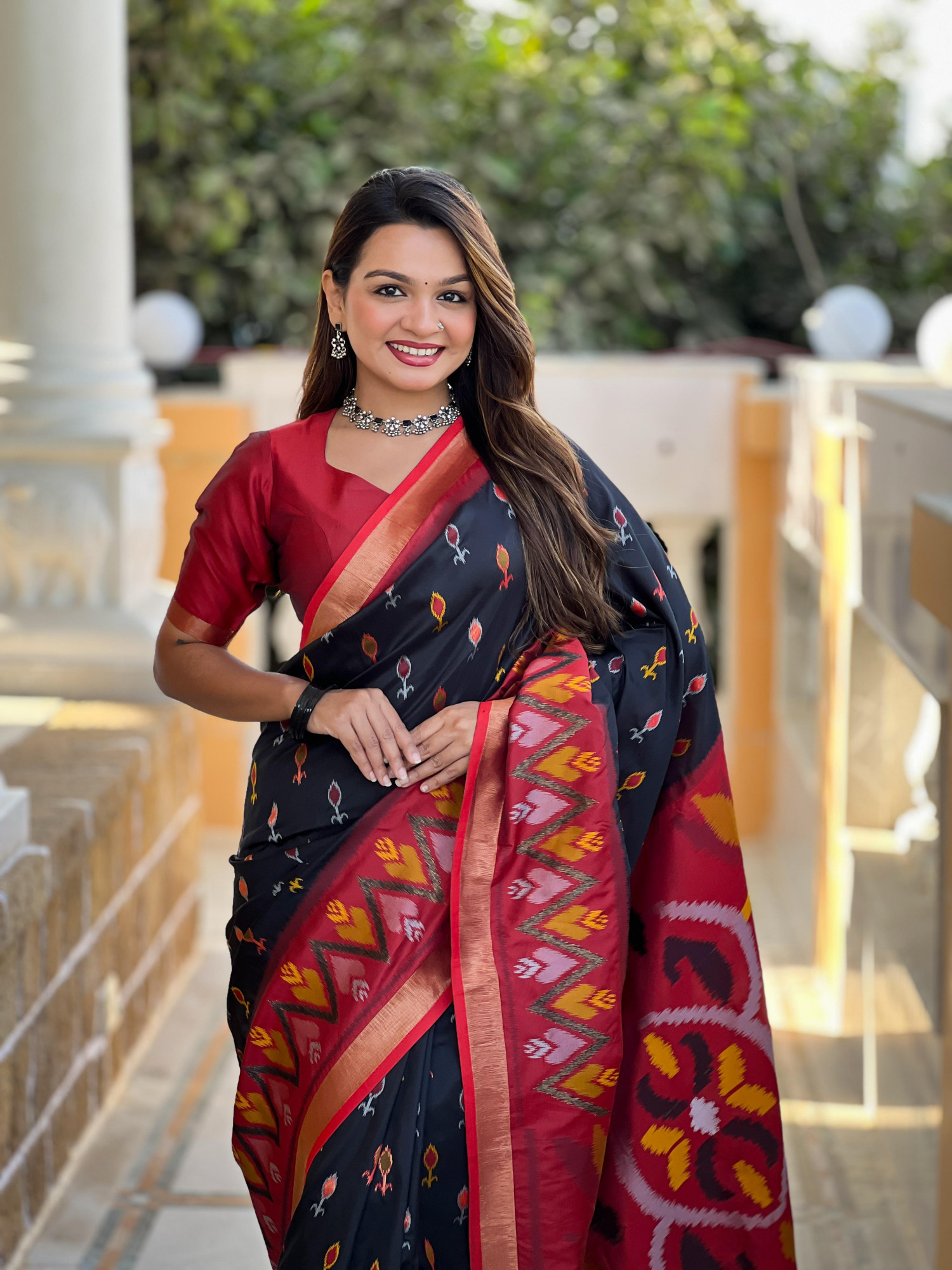 Black Soft Silk Ikkat And Patola Concept Weaved Contrast Pallu Saree