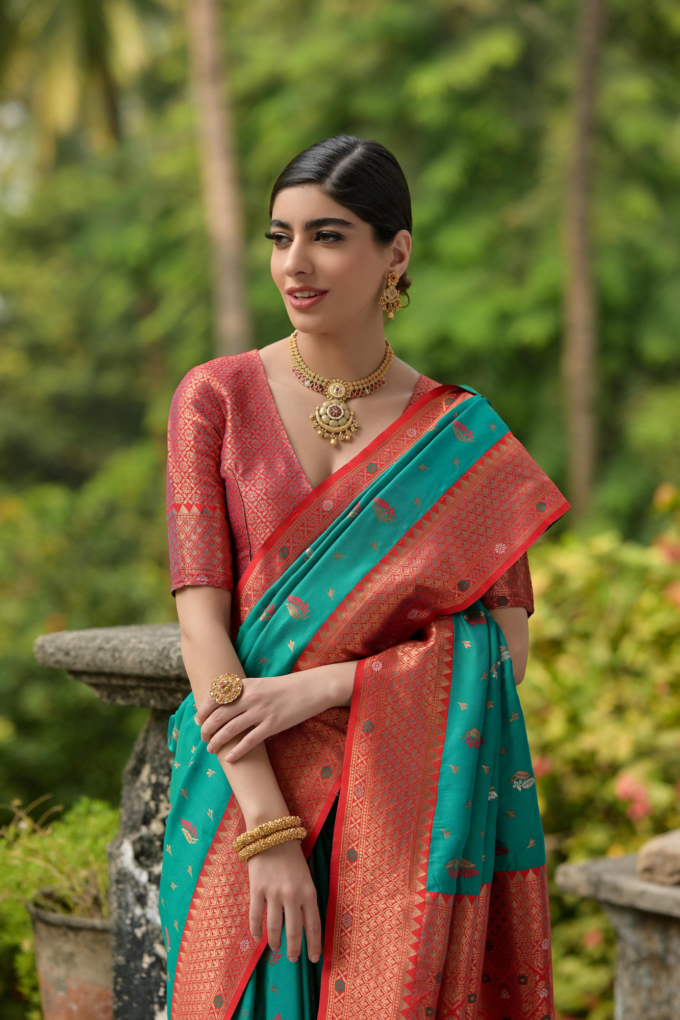 C-Green Pure Banarasi Silk Zari Meena Weaved Body Contrast Pallu Border Saree