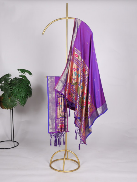 Image of Lavender Banarasi Silk Paithani Zari Meenakari Weaved Dupatta