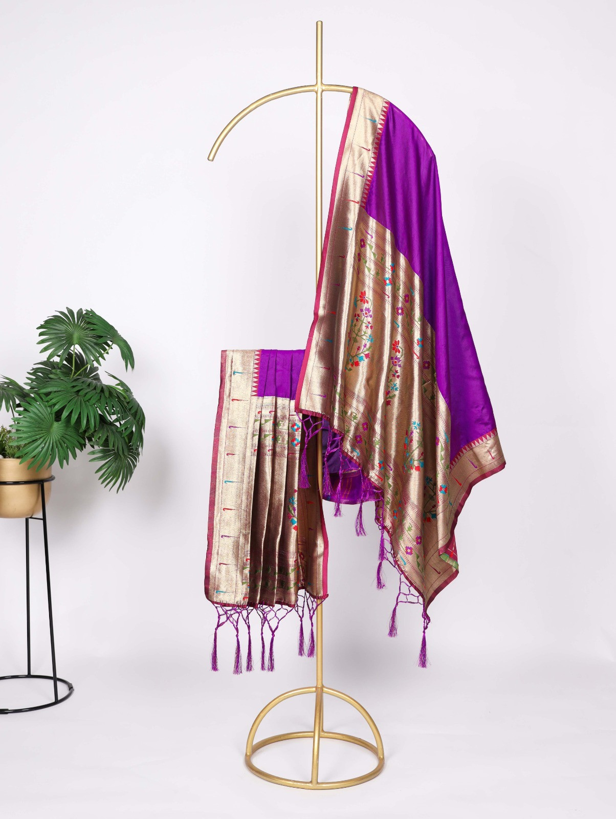 Purple Banarasi Silk Paithani Zari Meenakari Weaved Dupatta