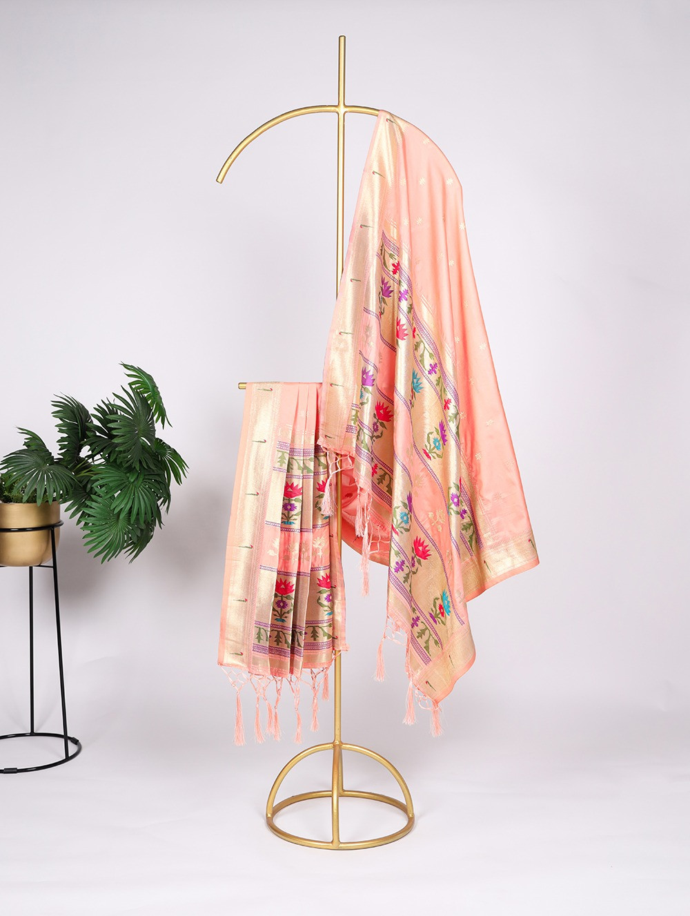 Peach Banarasi Silk Paithani Zari Meenakari Weaved Dupatta