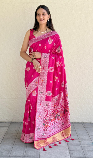 Image of Raani Pure Muslin Silk Rich Meenakari Weaved Body Pallu Border Saree