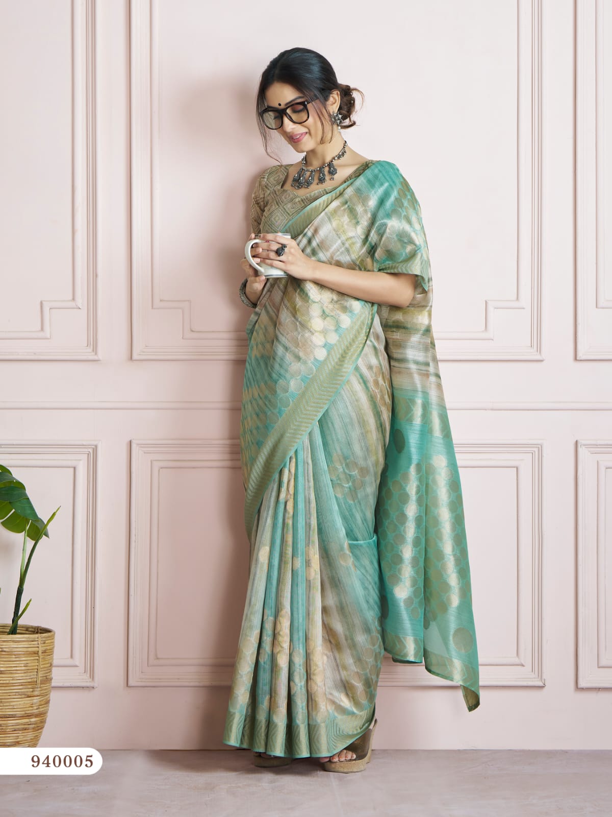 C-Green Shaded Pure Handloom Khadi Silk Digital Printed Saree