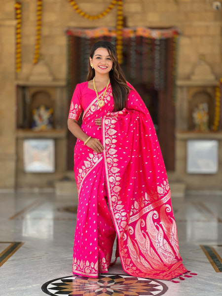 Image of Raani Banarasi Silk Rich Zari Meenakari Weaved Body  Pallu Border Saree