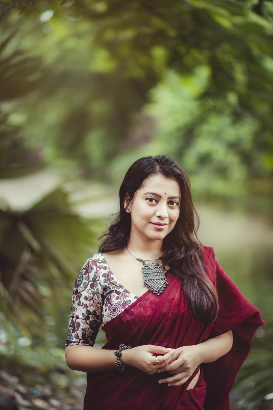 Wine Pure Solid Soft Linen Saree Comes With Printed Crape Blouse