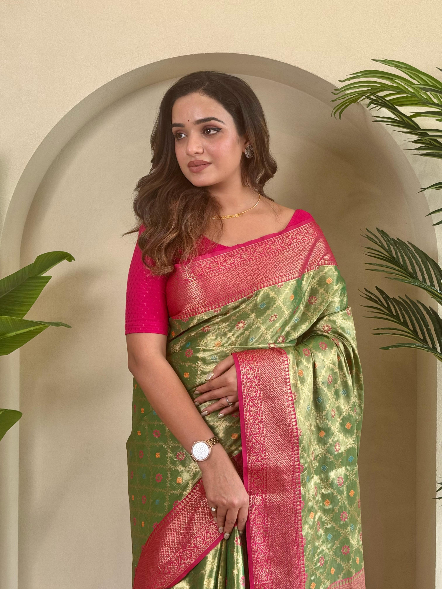 Mehendi Green Pure Tissue Silk Zari Meenakari Weaved Jaal Body Saree