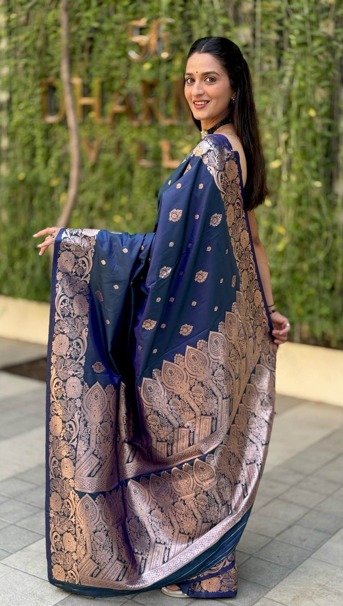 Indigo Banarasi Silk Rich Gold Zari Weaved Body Pallu Border Saree