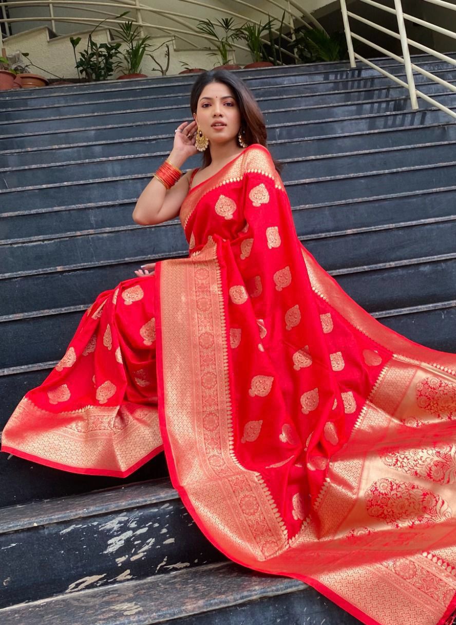 Red Pure Banarasi Silk Rich Gold Zari Weaved Body Pallu Border Saree
