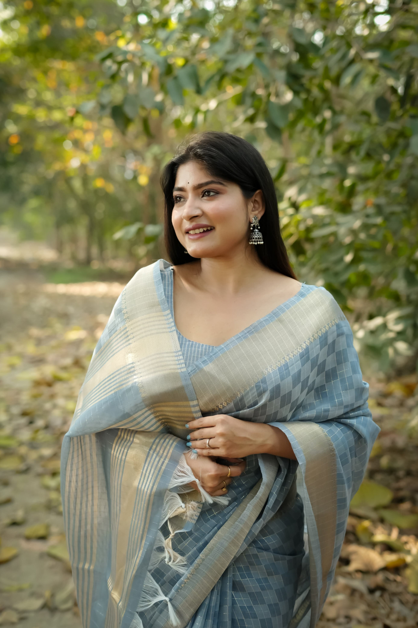 Gray Soft Kalyani Silk All Over Weaved Zari Check With Rich Pallu Border Saree