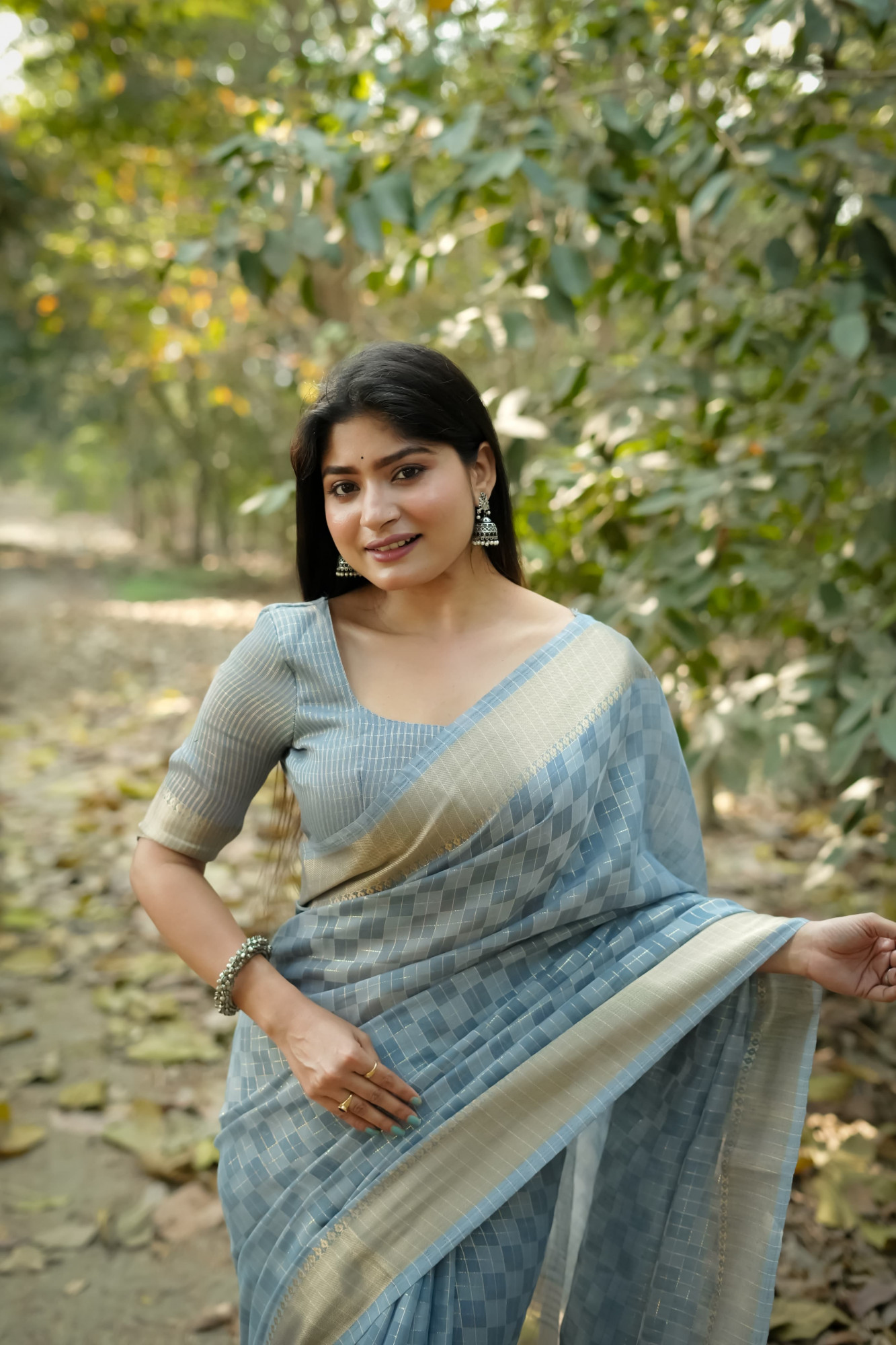 Gray Soft Kalyani Silk All Over Weaved Zari Check With Rich Pallu Border Saree